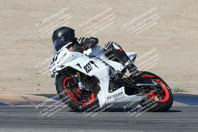 media/Nov-16-2025-Race Pace (Sun) [[8c5fa54630]]/Verified Riders/1-Turns 9 and 10 (925am)/